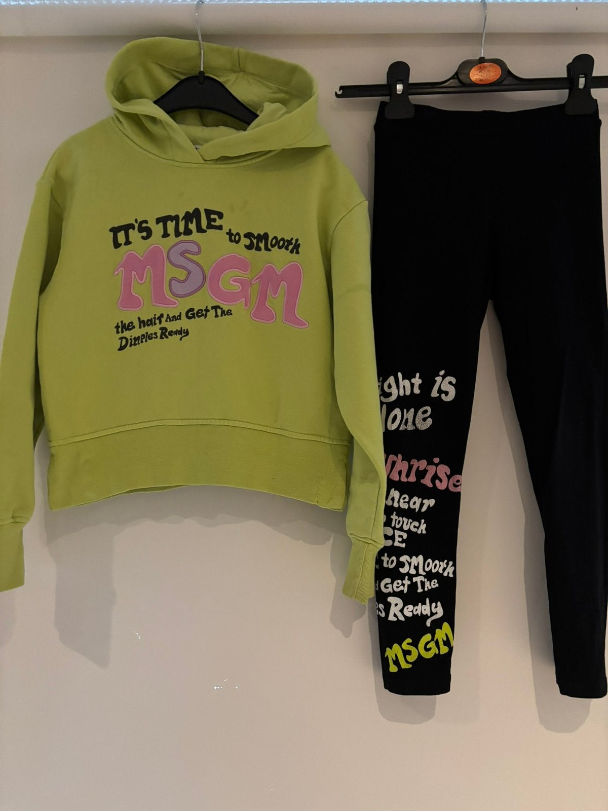 Msgm legging 6 jaar met bijpassend sweater 8 jaar, Ophalen of Verzenden, Zo goed als nieuw, Meisje, Setje