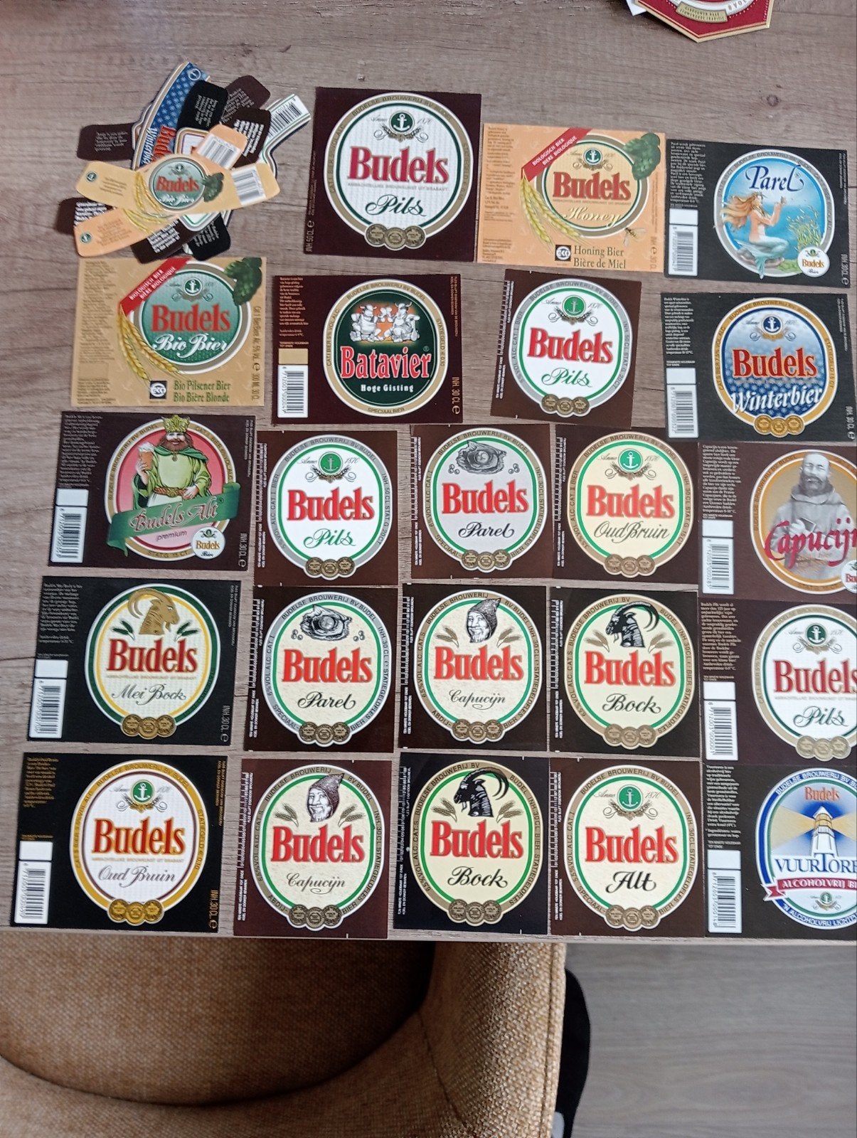 22 bier etiketten brouwerij Budels, Ophalen of Verzenden, Overige typen, Overige merken