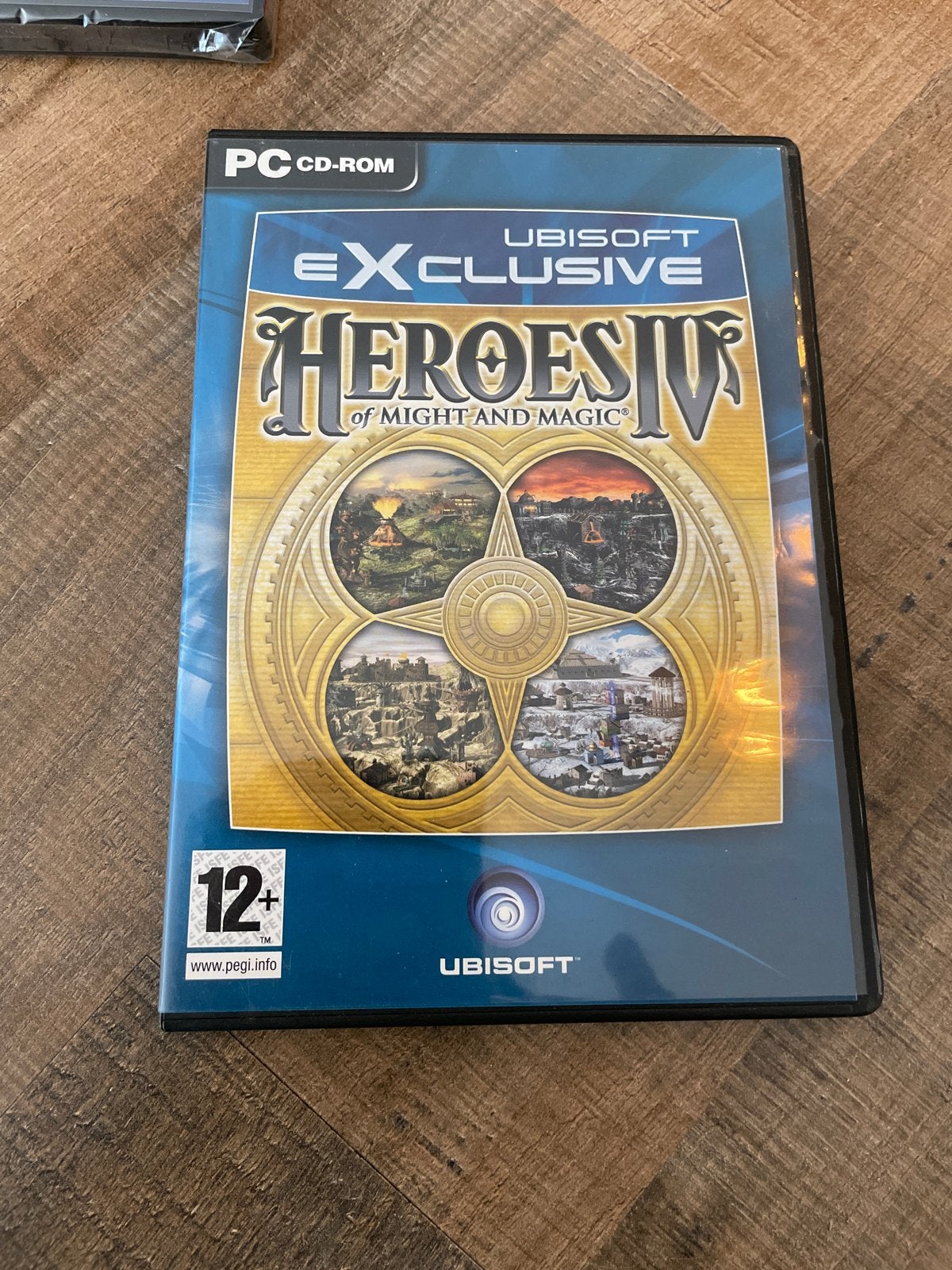 Heroes of Might and Magic IV PC CD-ROM Ubisoft Exclusive, Ophalen, Gebruikt, 1 speler, Strategie en Constructie