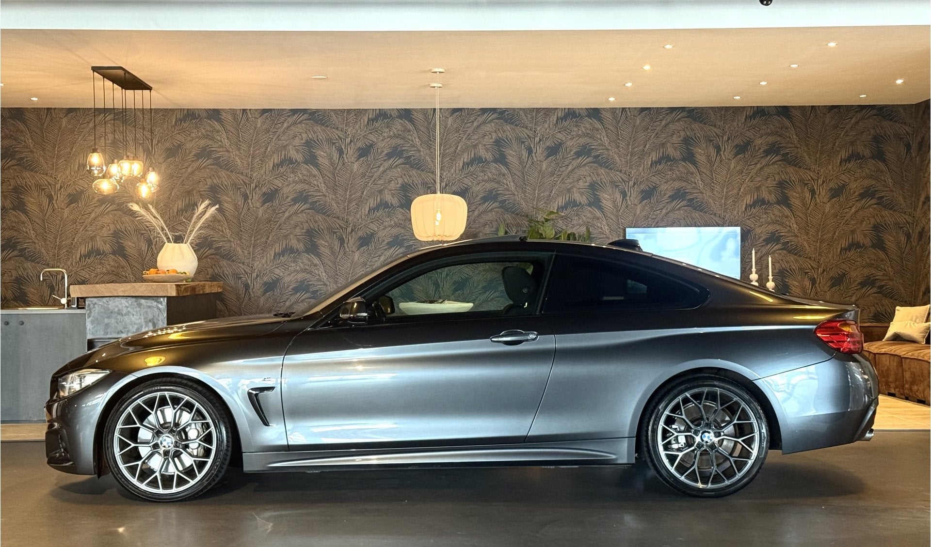BMW 4 Serie Coupé 435i I M-Pakket I Carbon I 19" I Dak I Vi, Automatische klimaatregeling, Achterwielaandrijving, Gebruikt, 4-Serie