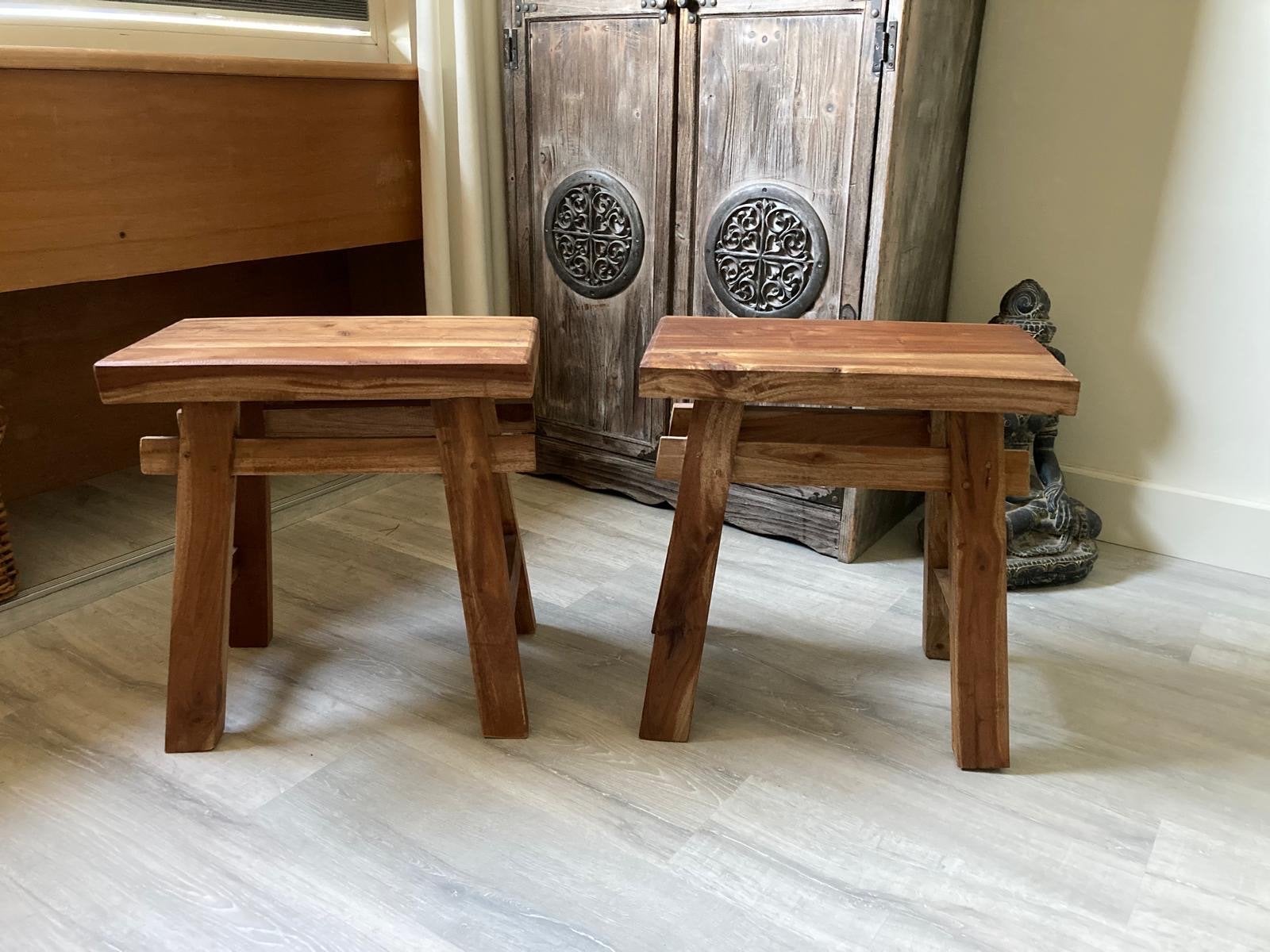 Set van 2 massief houten krukjes, Huis en Inrichting, Stoelen, Ophalen, Gebruikt, Twee, Bruin