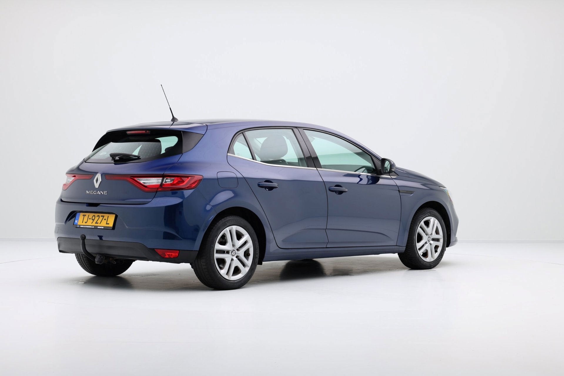 Foto 4 van Renault Mégane 1.3 TCe Zen 5-drs Navi|Clima|Cruise|Trekhaak
