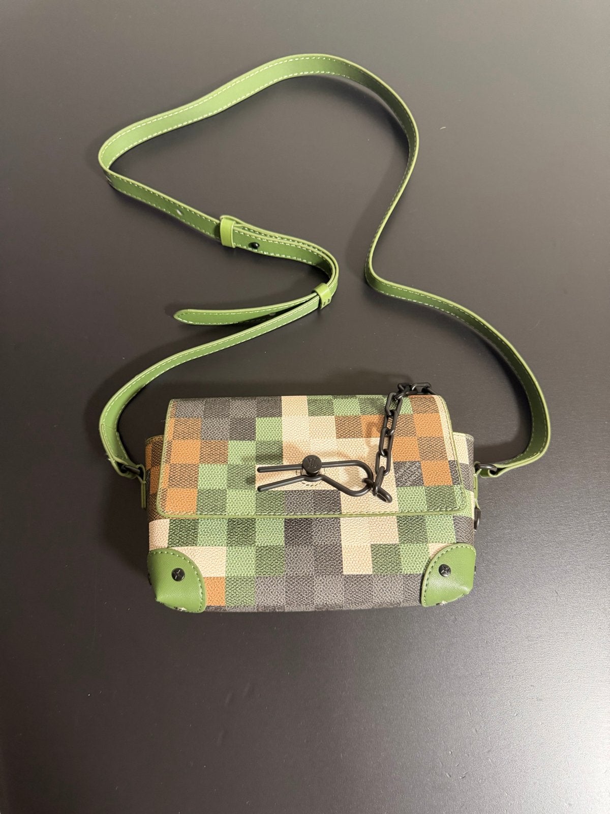 Louis Vuitton schoudertas, Ophalen of Verzenden, Nieuw, Groen, Schoudertasje