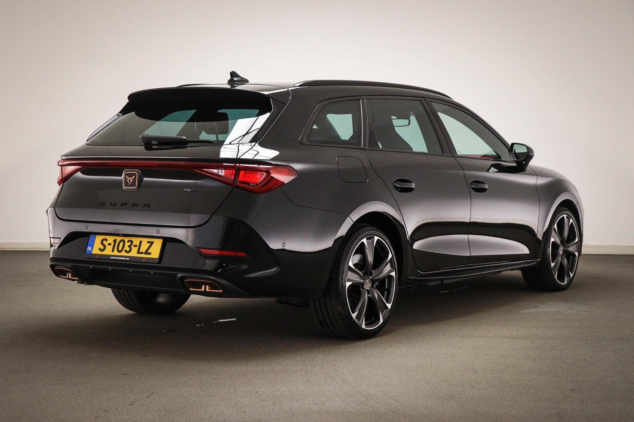 CUPRA Leon Sportstourer 1.4 e-Hybrid VZ Business CLIMA | STU, Auto's, Stof, Gebruikt, 4 cilinders, Met garantie (alle)
