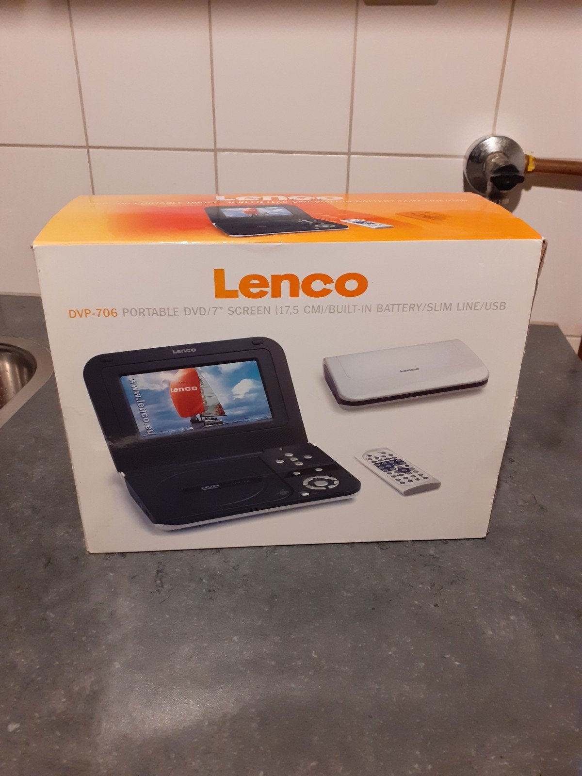 Lenco DVP-706 Draagbare DVD-speler met 7 inch scherm, Ophalen of Verzenden, Gebruikt, Dvd-speler, Draagbaar