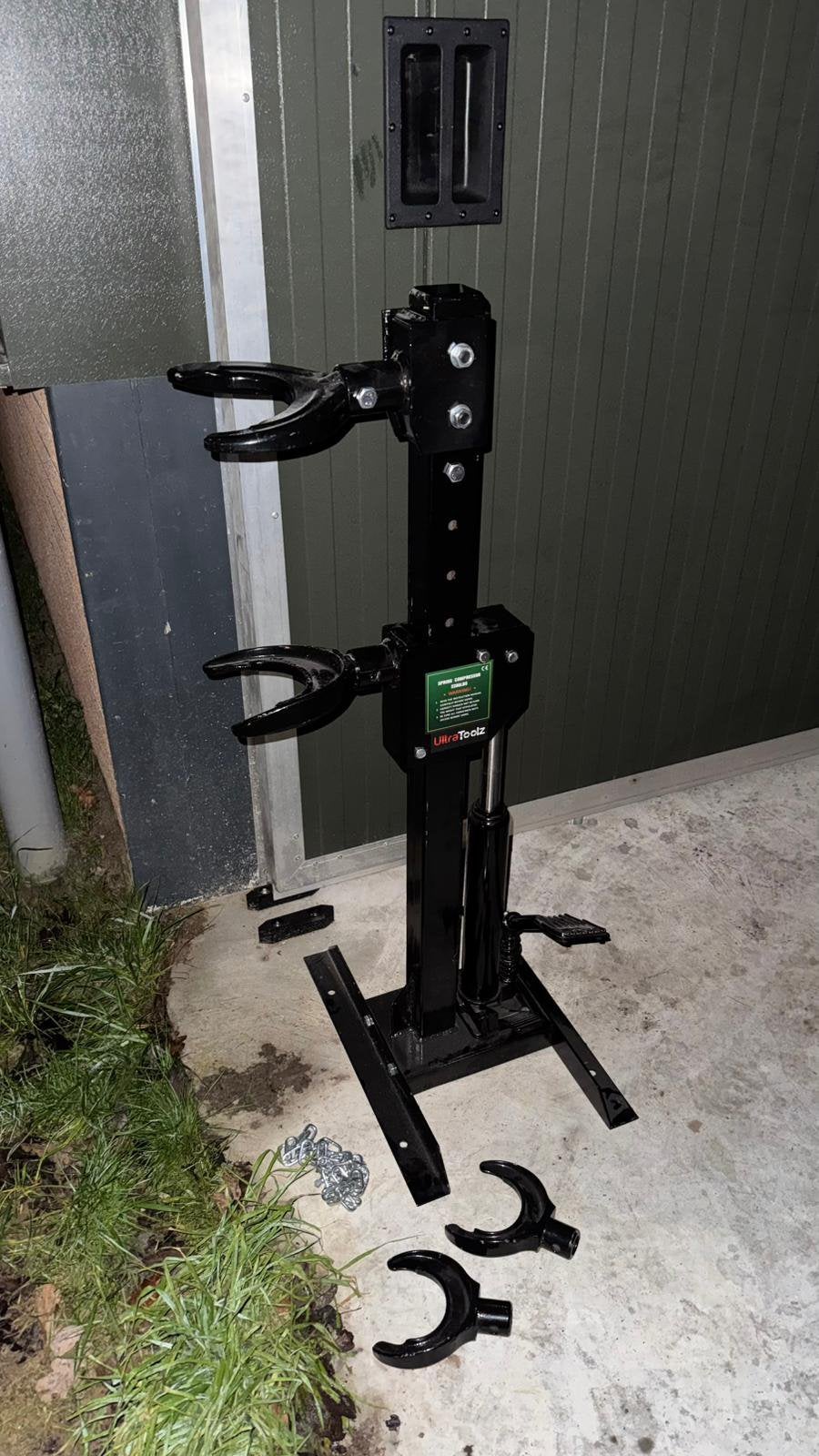 Hydraulische veerspanner ZGAN, Ophalen, Zo goed als nieuw