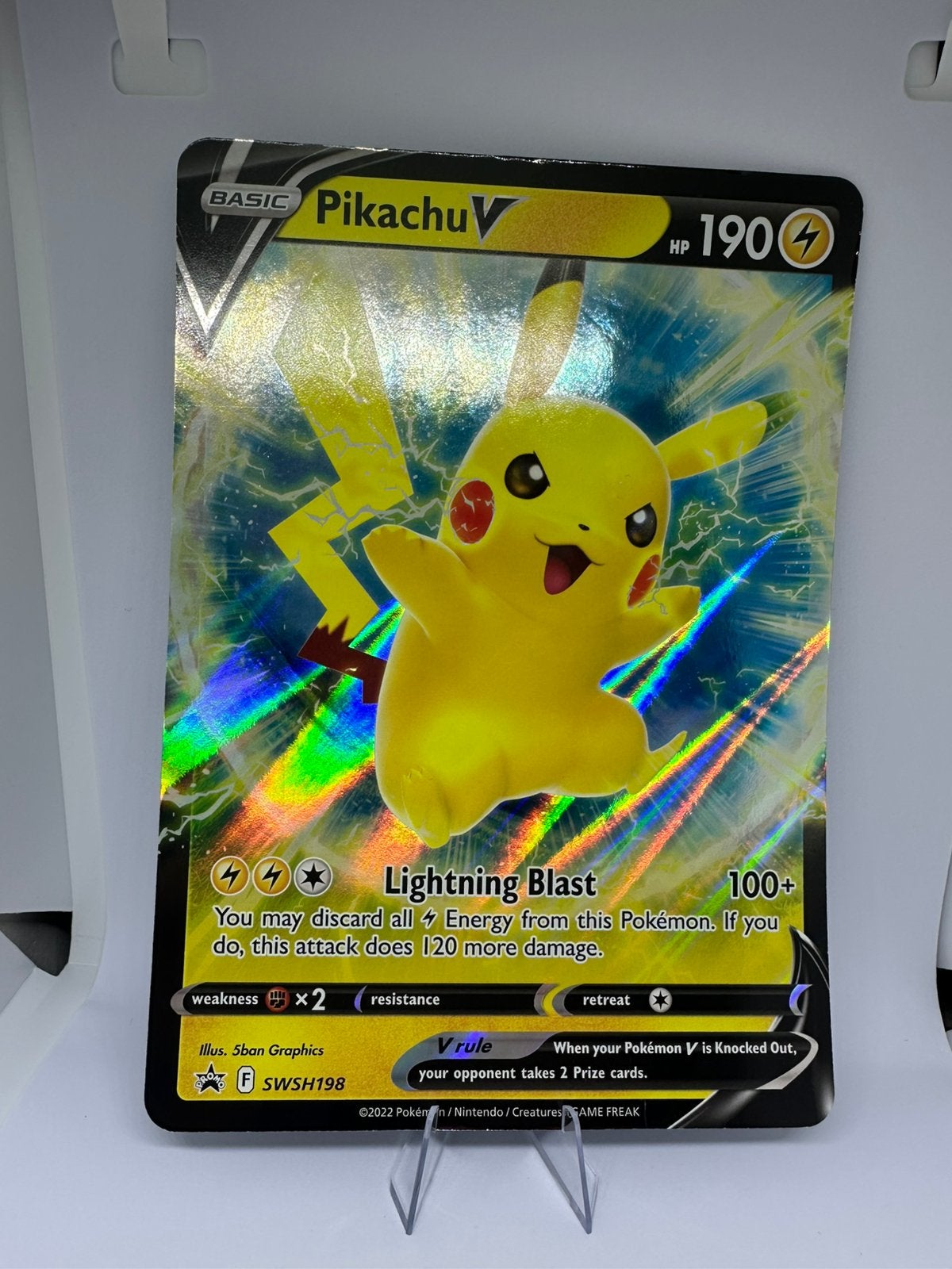 Pokemon V Jumbo Kaarten Pikachu Regieleki Cyclizar Giratina, Hobby en Vrije tijd, Verzamelkaartspellen | Pokémon, Ophalen of Verzenden