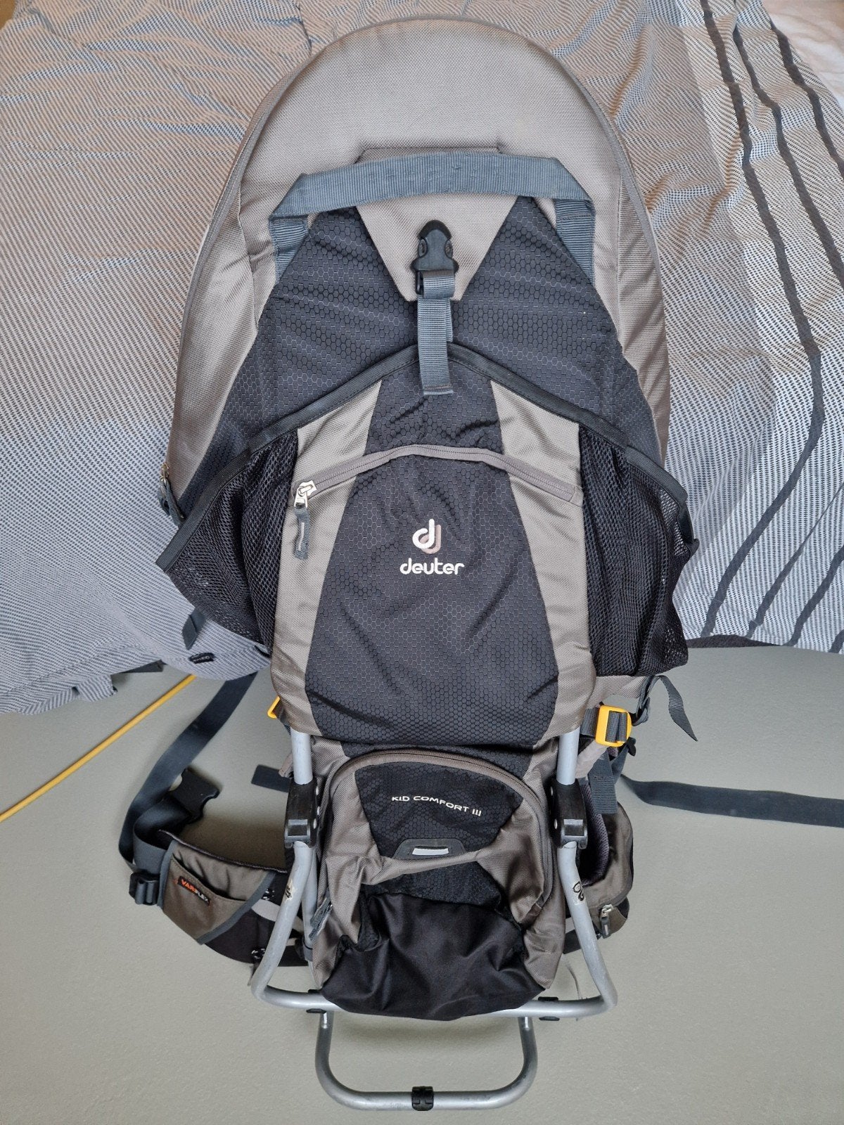 Kinderdrager Deuter Kid Comfort III ZGAN, Zo goed als nieuw, Rug, Ophalen, Overige merken