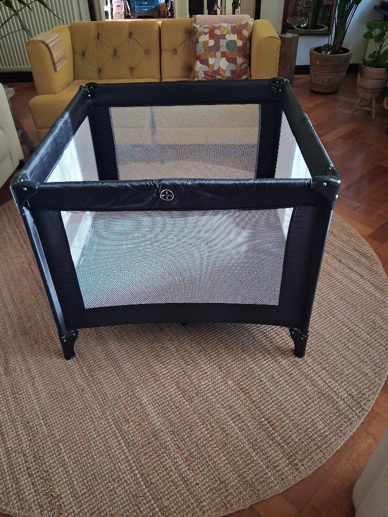 Box inklapbaar, Ophalen, Zo goed als nieuw, Vierkant, Boxkleed