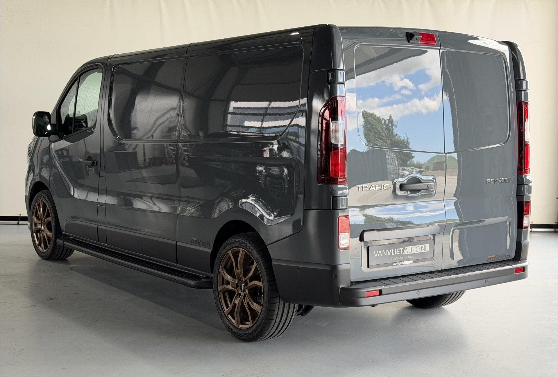 Renault Trafic 2.0 Blue dCi 150 PK T30 L2H1 Extra / Next Lev, Auto's, Voorwielaandrijving, Stof, Gebruikt, 4 cilinders