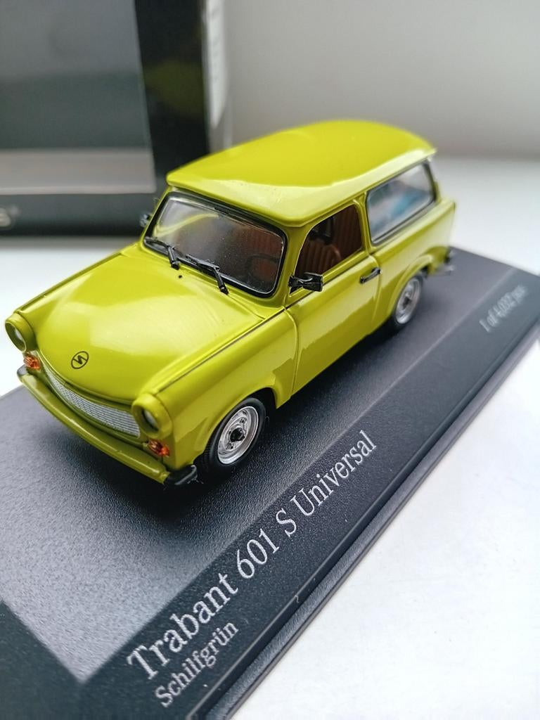 Minichamps Trabant 601S Universal., Ophalen of Verzenden, Zo goed als nieuw, Auto, MiniChamps