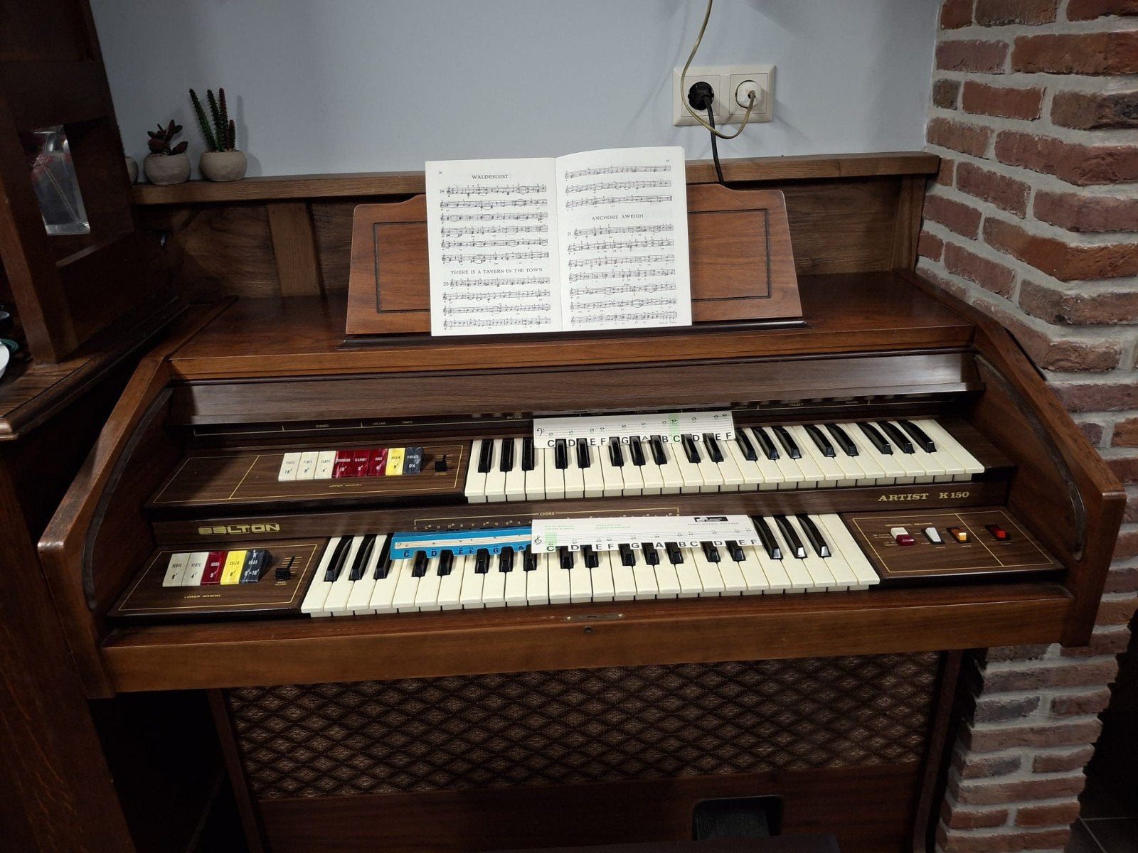 Belton Artist K130 Orgel - Hoogte 95 cm, Breedte 108 cm, Ophalen, Gebruikt, 2 klavieren, Orgel