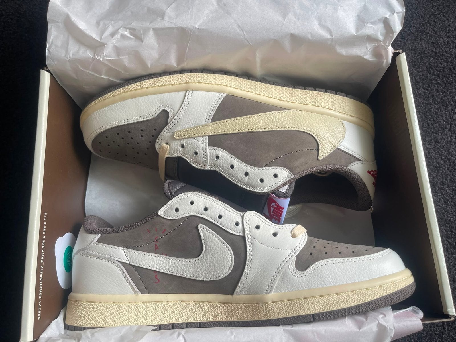 Nike Air Jordan 1 Low OG SP Travis Scott Mocha, Kleding | Heren, Schoenen, Ophalen of Verzenden, Nieuw, Bruin, Sneakers of Gympen