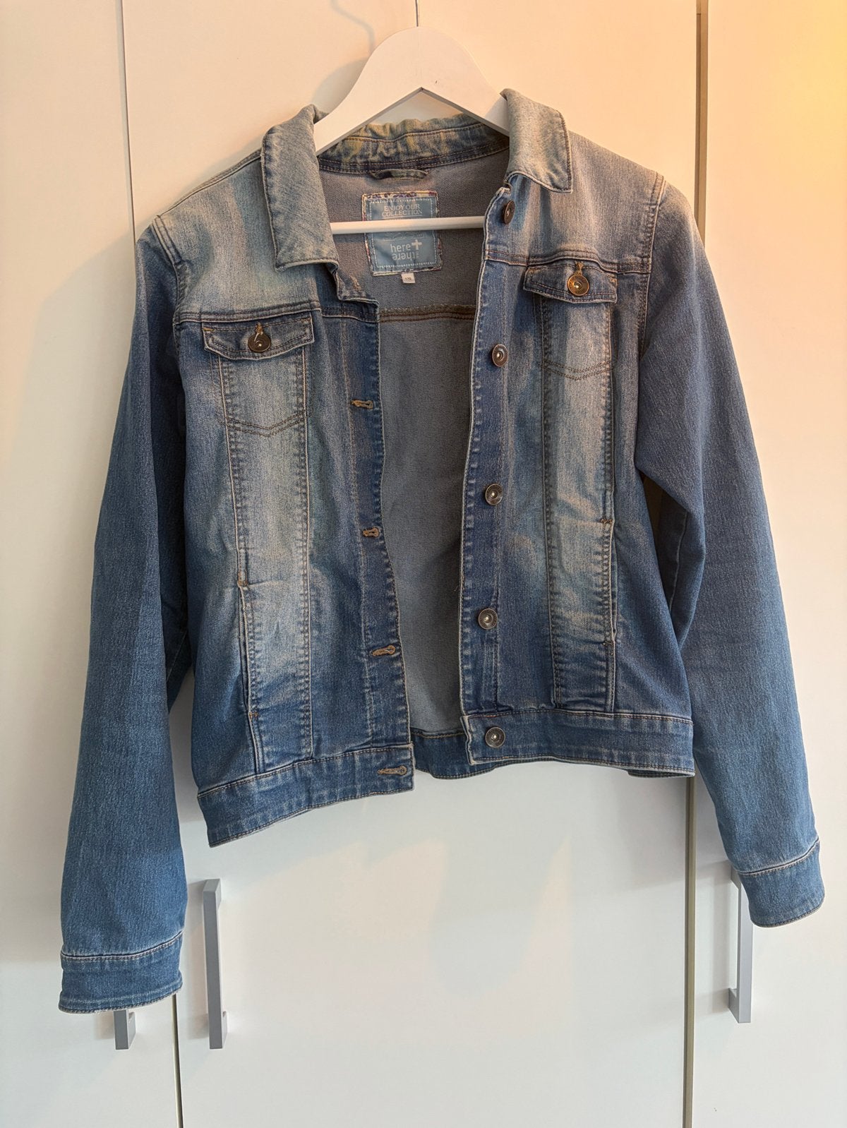 Spijkerjasje, Ophalen of Verzenden, Zo goed als nieuw, Maat 36 (S), Blauw