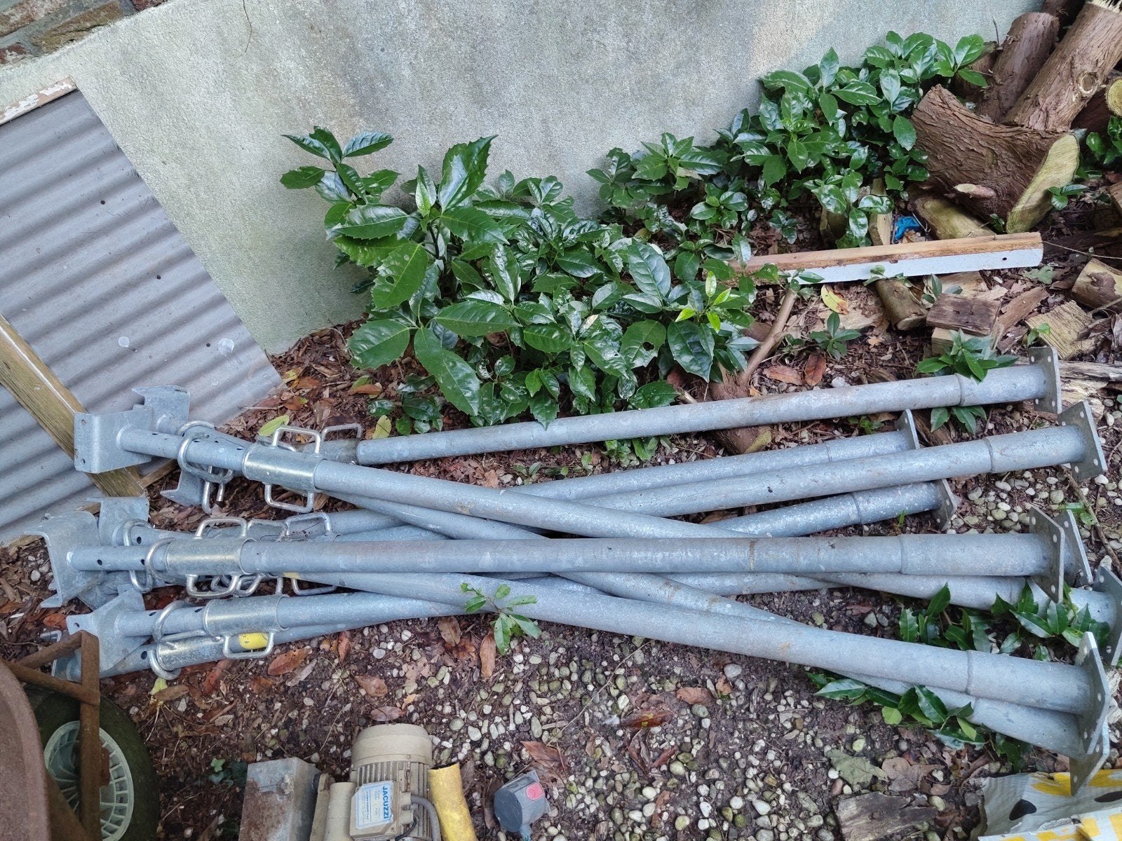 stempels 9 stuks beschikbaar, Doe-het-zelf en Verbouw, Ophalen, Gebruikt, Overige typen, Minder dan 2 meter