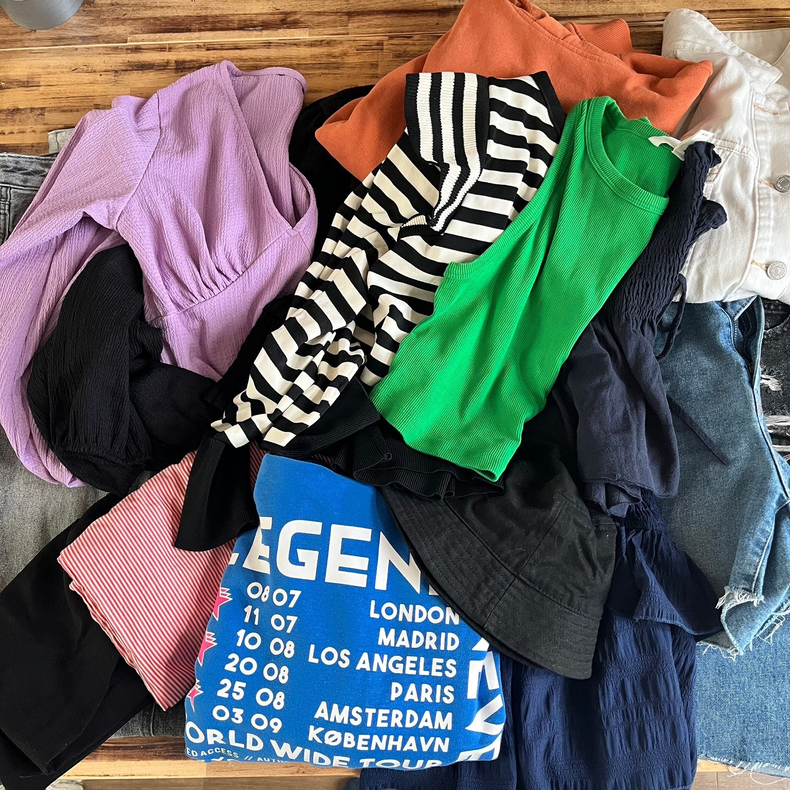 Kledingpakket vrouw XS / S, Ophalen of Verzenden, Zo goed als nieuw
