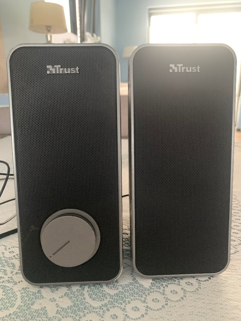 Trust Arys 2.0 Speaker Set, Ophalen of Verzenden, Zo goed als nieuw, Trust
