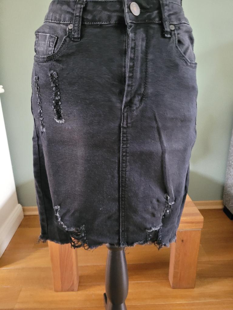 GIRL VIVI jeans rok spijkerrokje ripped skirt maat M zgan, Kleding | Dames, Maat 38/40 (M), Zwart, GIRL VIVI, Ophalen of Verzenden
