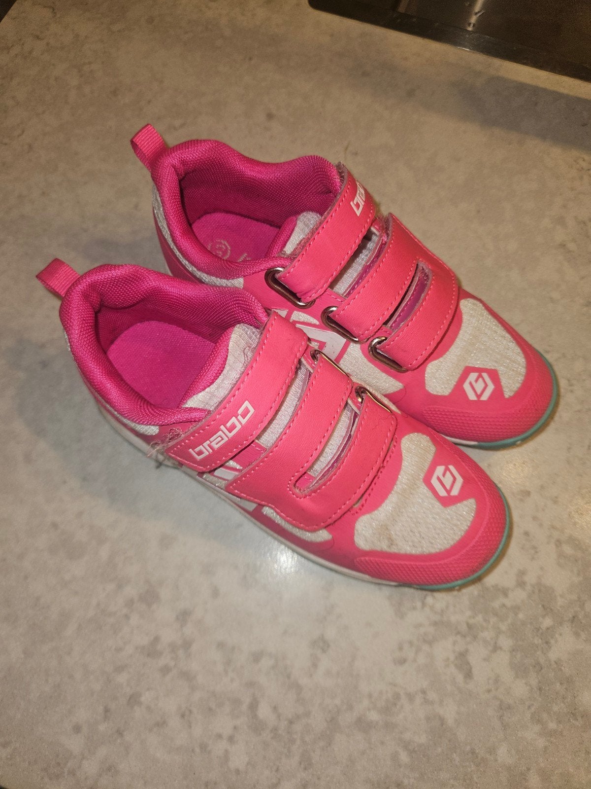Brabo hockeyschoenen maat 33 - zo goed als nieuw, Ophalen, Zo goed als nieuw