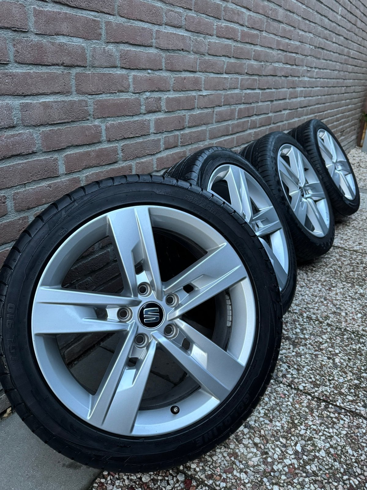 Originele Seat Leon 5x112 17 inch Dynamic / FR-stijl velgen, Ophalen, Gebruikt, Banden en Velgen, 17 inch