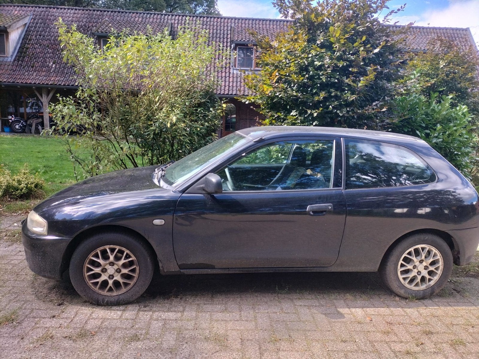 Mitsubishi Colt - Loop of sloop project, Zwart, Ophalen of Verzenden, Mitsubishi, Benzine