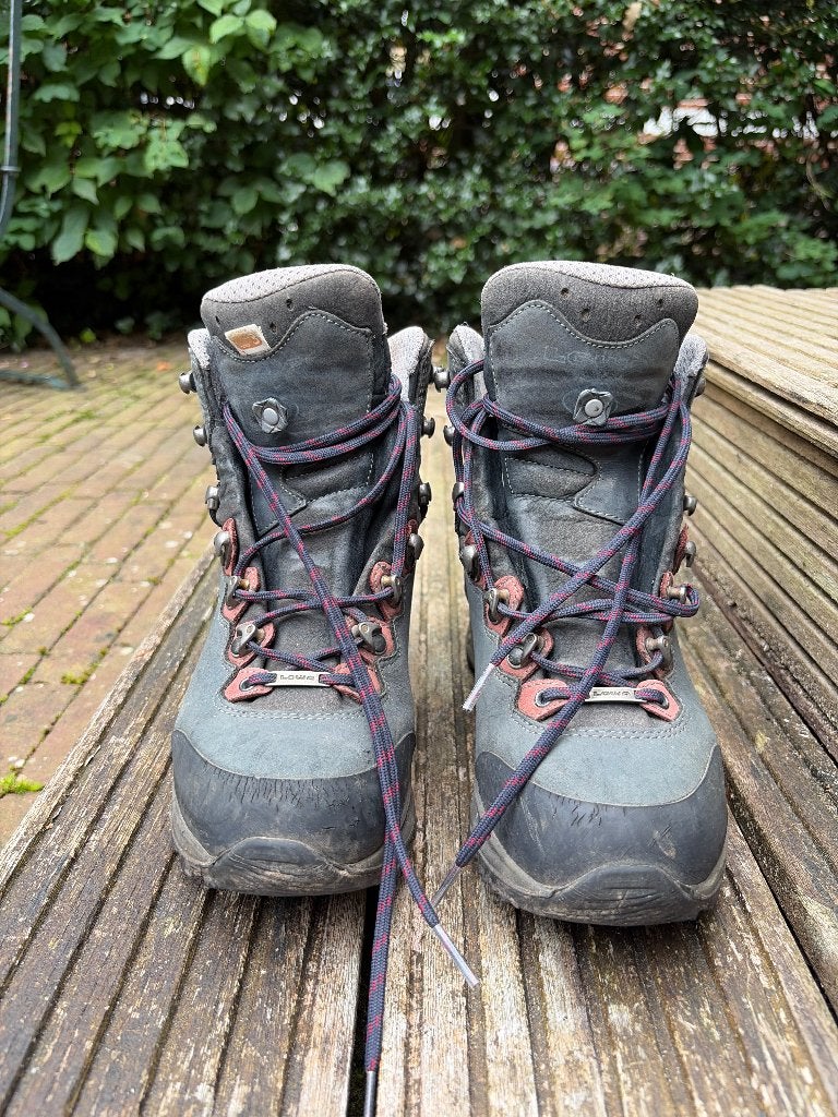 Bergschoenen dames Lowa maat 39,5, Ophalen, Gebruikt, Schoenen