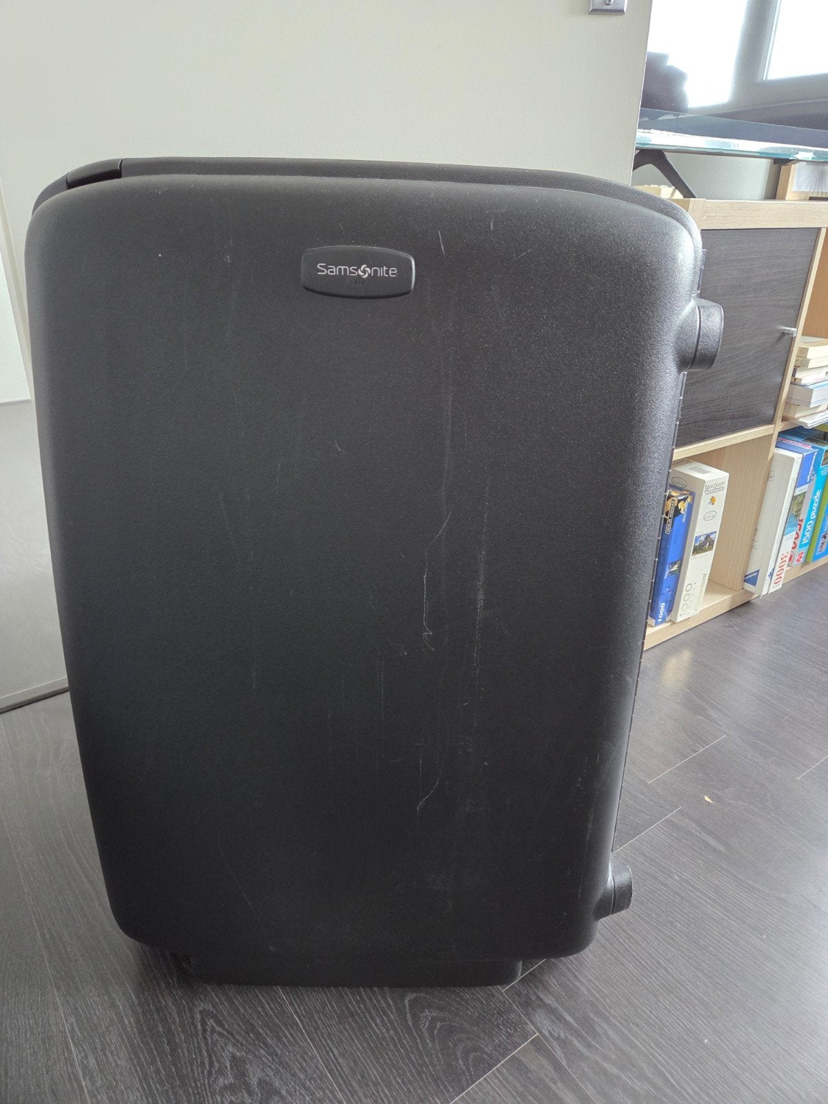 Samsonite koffer - Zwart, hard kunststof, met 2 wieltjes, Ophalen, Uitschuifbare handgreep, Gebruikt, Hard kunststof