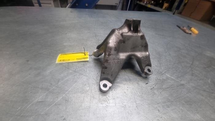 Motorsteun van een Audi S4, Gebruikt, -, -, -