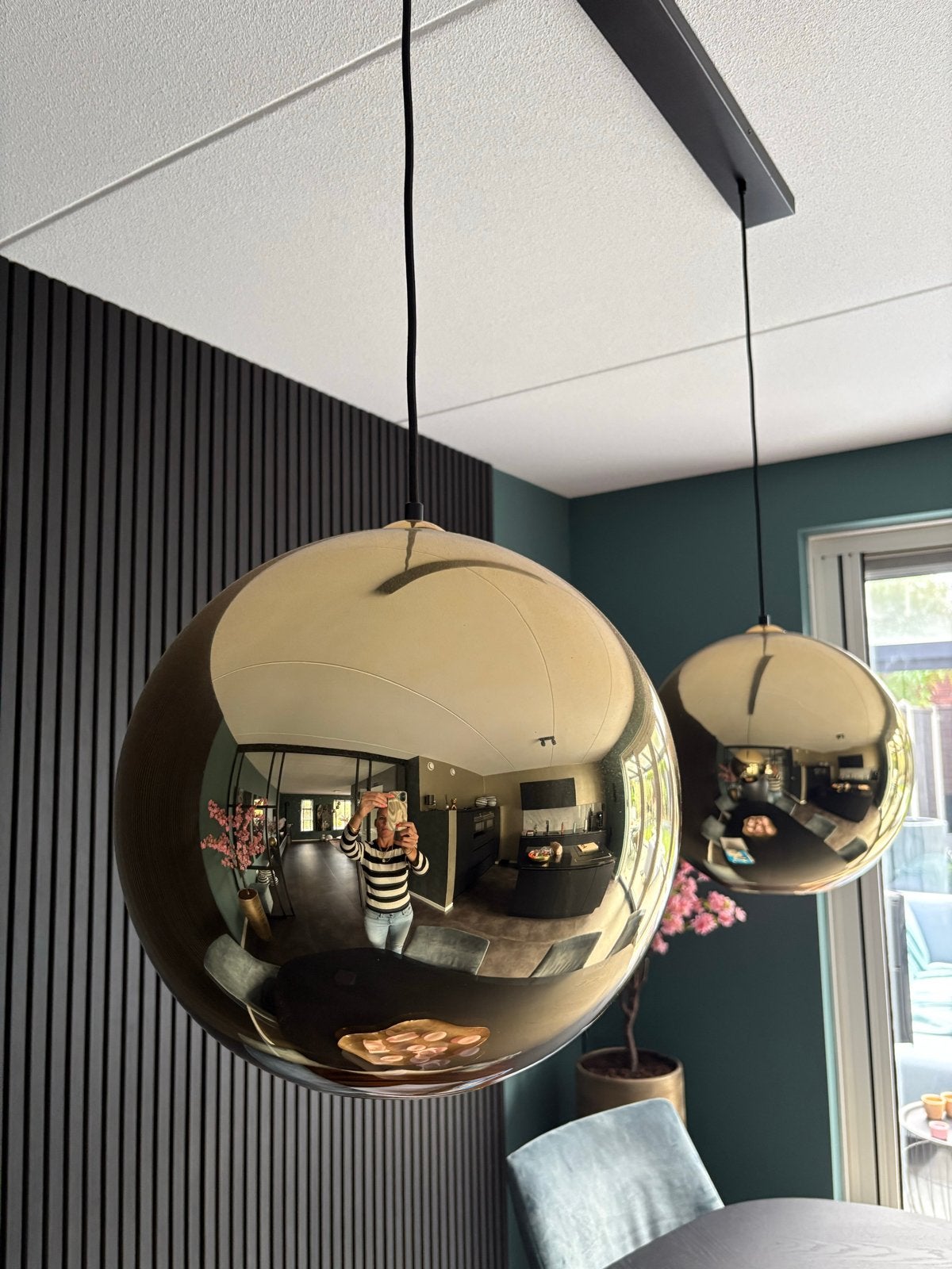 Hanglamp gouden bollen - Replica Tom Dixon, Ophalen of Verzenden, Zo goed als nieuw, Metaal, E27 (groot)