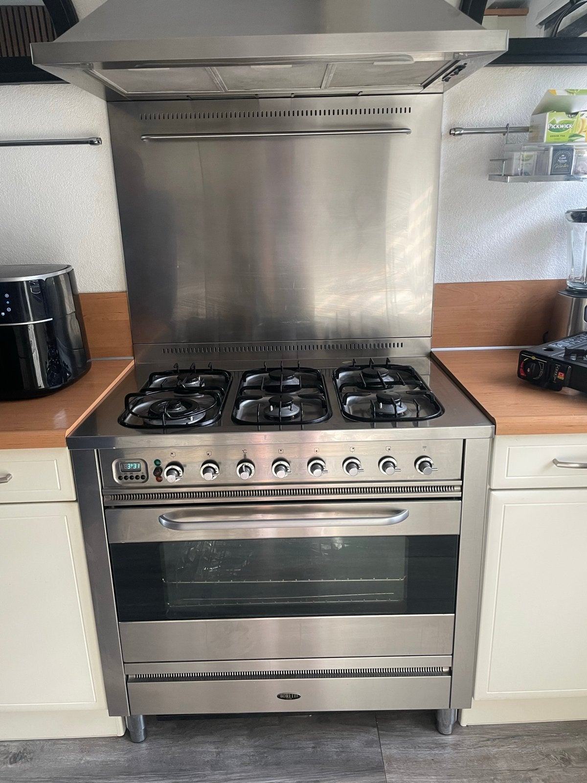 Boretti Fornuis/Oven- 90cm incl achterplaat en afzuigschouw, Ophalen, Gebruikt, 60 cm of meer, Grill