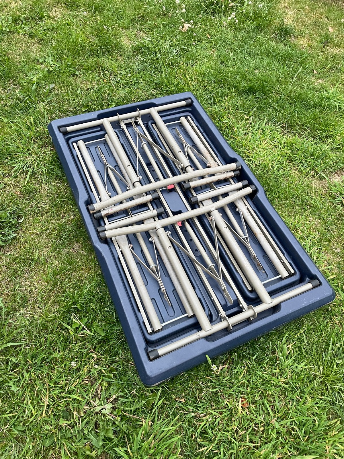 Inklapbare picknicktafel met bankjes 105x65x75 hoog, Overige materialen, Gebruikt, Ophalen of Verzenden, Inklapbaar