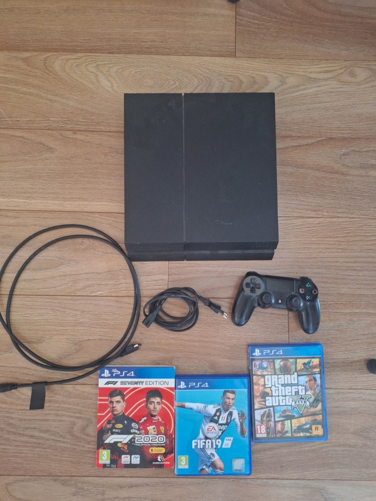 PlayStation 4 500GB met 1 controller en 3 games, Spelcomputers en Games, Spelcomputers | Sony PlayStation 4, Ophalen of Verzenden