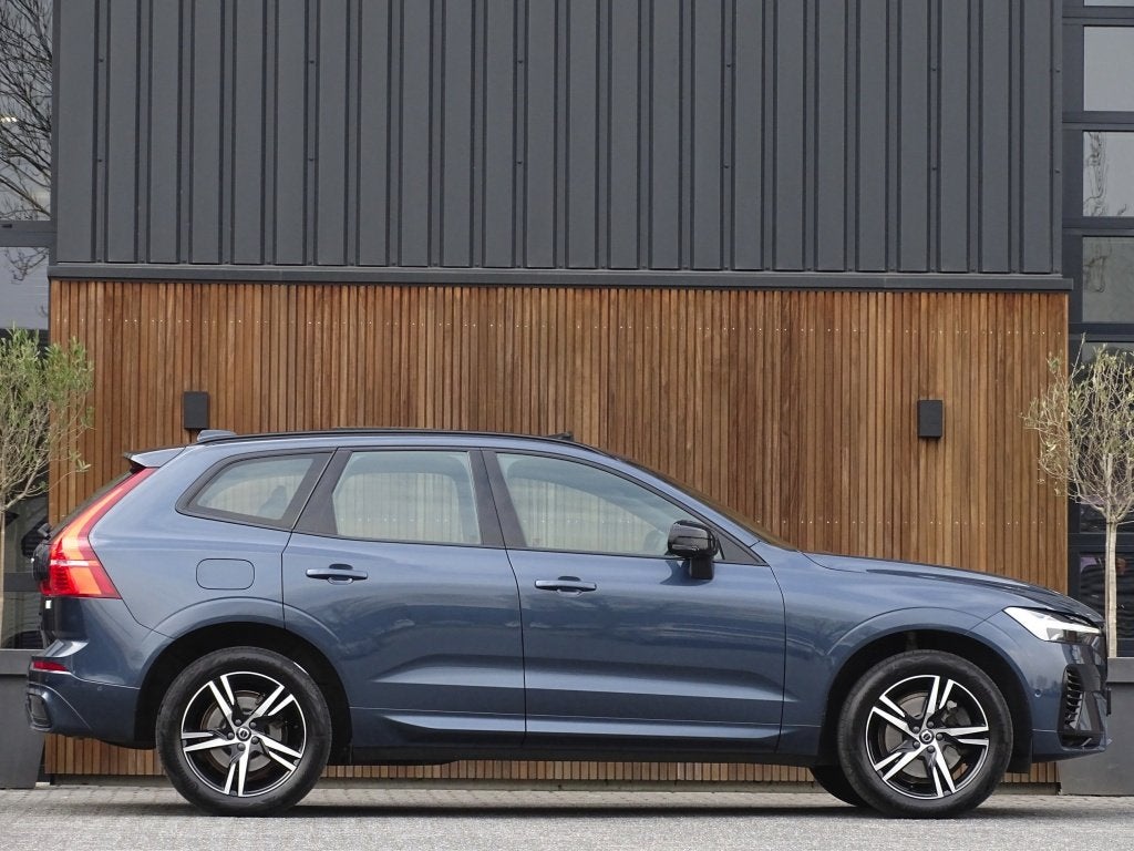 Volvo XC60 T6 Recharge 350PK automaat / R-Design / LED, Auto's, Gebruikt, Euro 6, Blauw, Plug-in hybride