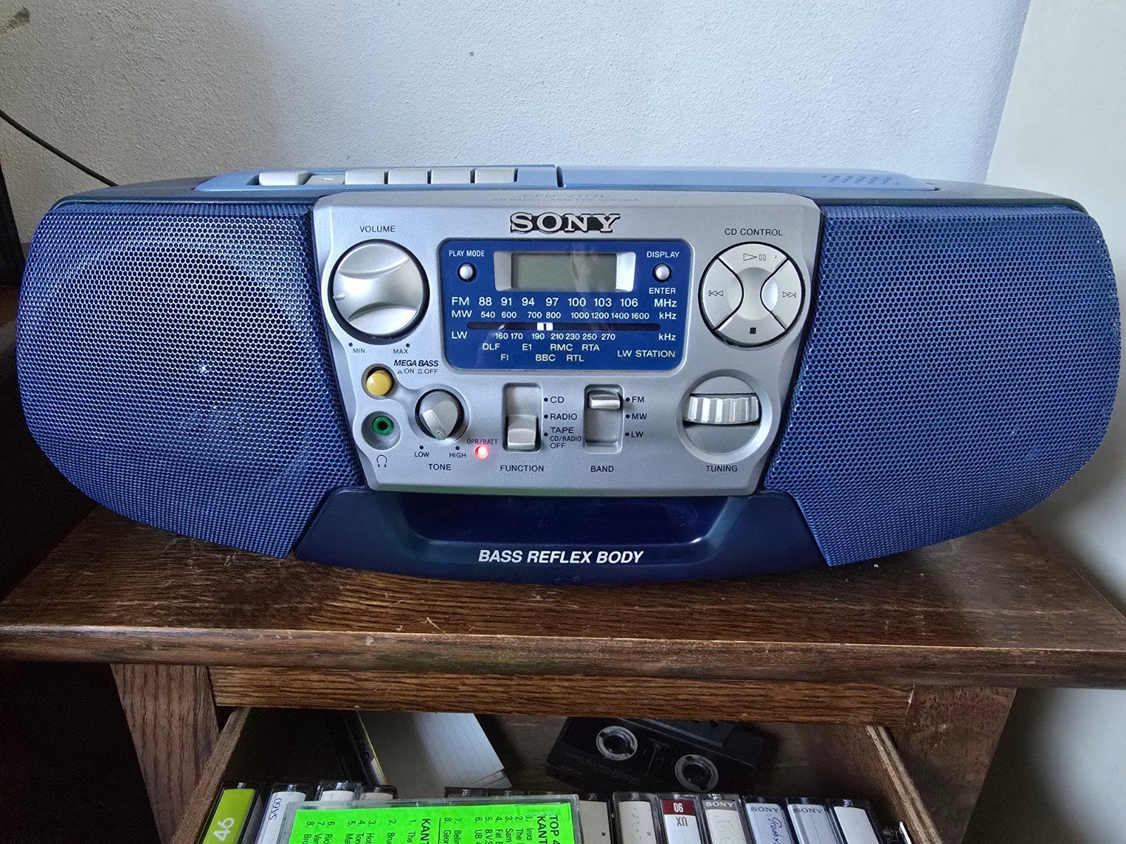 Sony radio te koop, Audio, Tv en Foto, Ophalen of Verzenden, Zo goed als nieuw