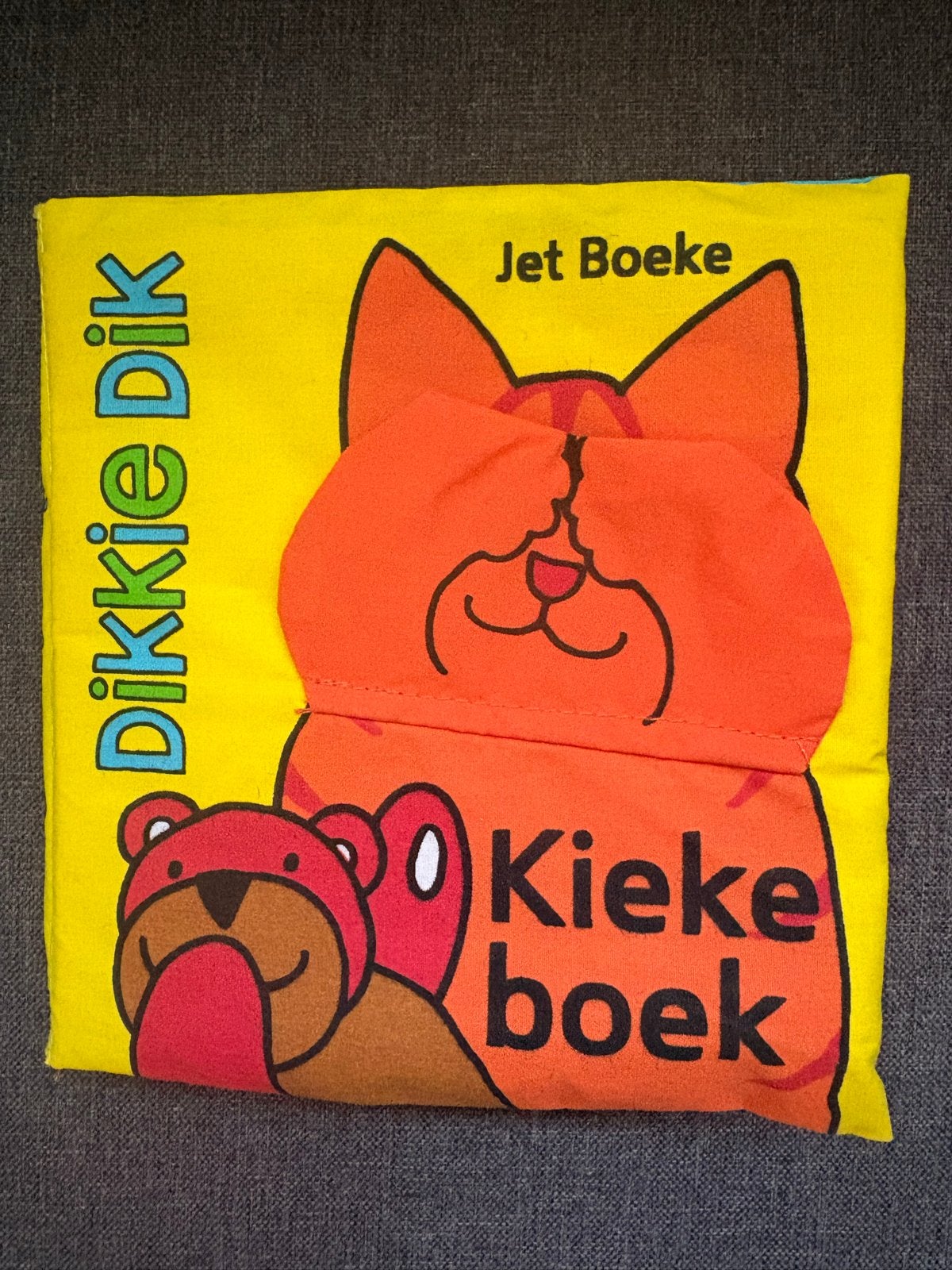 Dikkie Dik Kiekeboe boekje - Stoffen babyboekje, Boeken, Ophalen of Verzenden, Zo goed als nieuw, Uitklap-, Voel- of Ontdekboek