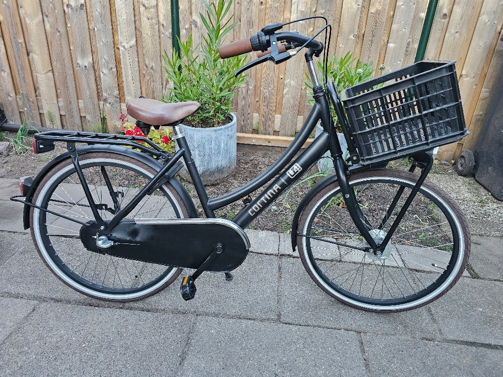 Cortina U4 transportfiets 24inch Handrem Naafdynamo, Ophalen, Zo goed als nieuw, 24 inch, Versnellingen
