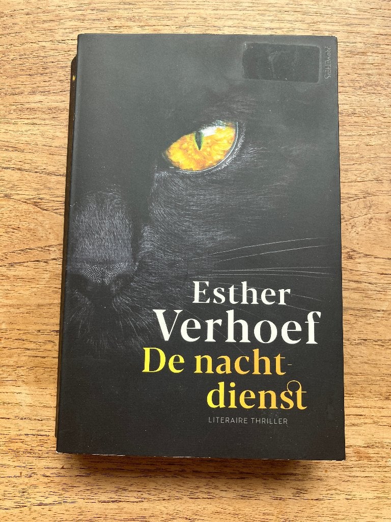 Esther Verhoef - De Nachtdienst, Ophalen of Verzenden, Zo goed als nieuw, Nederland, Esther Verhoef