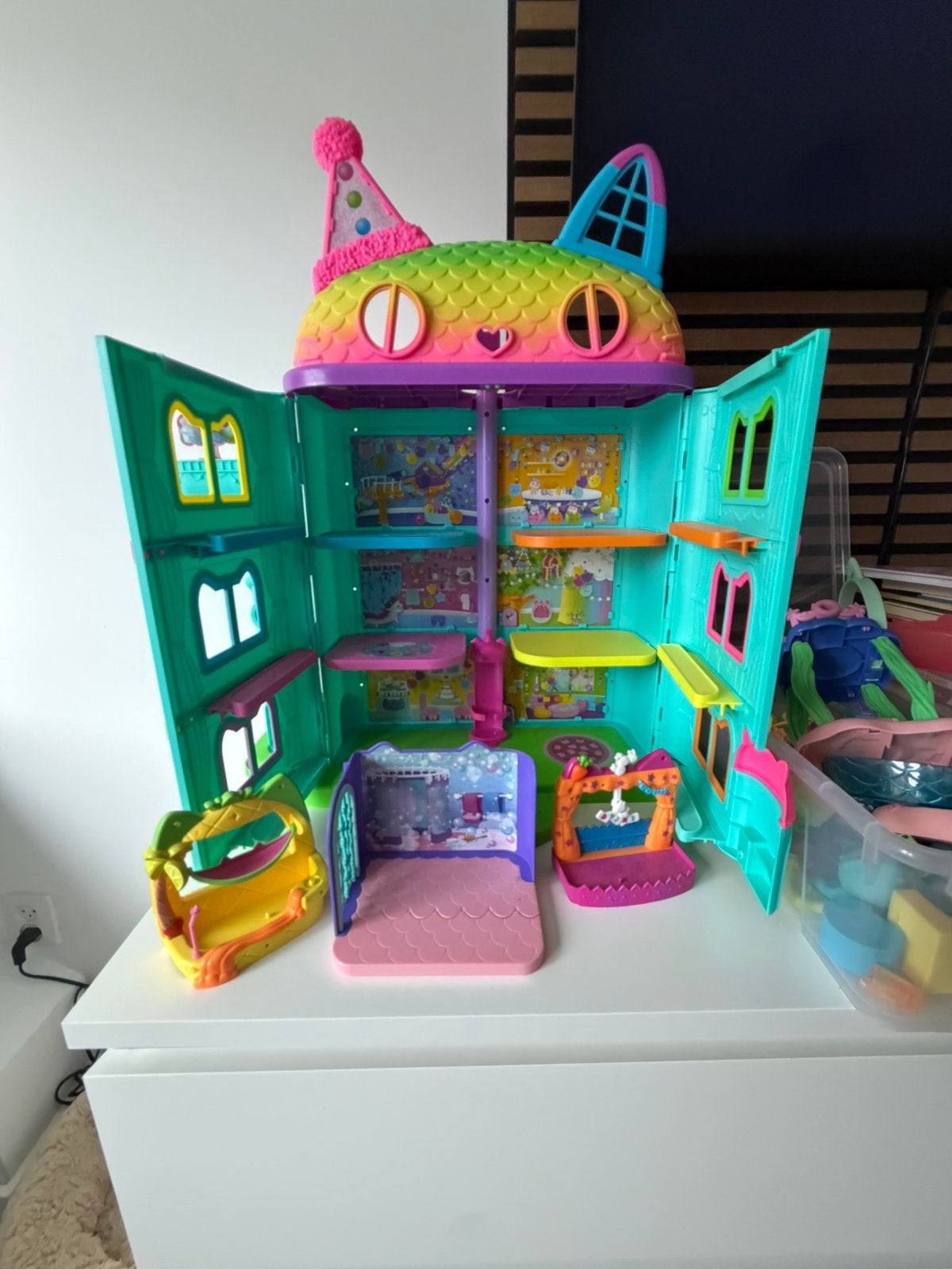 Gabby’s poppenhuis, Ophalen of Verzenden, Zo goed als nieuw, Poppenhuis
