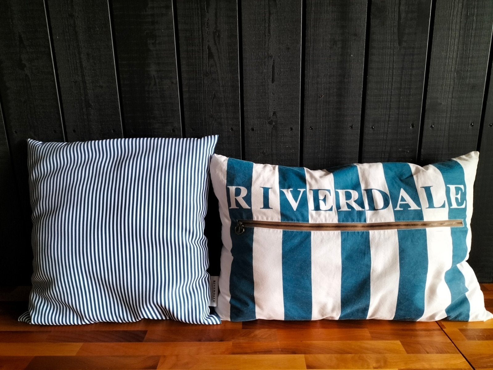 Kussens Riverdale blauw gestreept, Overige merken, Blauw, Inclusief binnenkussen, Vierkant