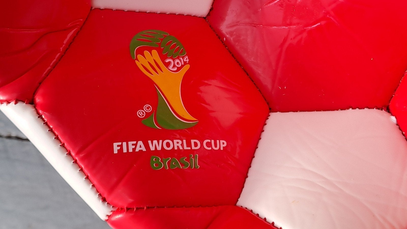 Coca-Cola FIFA World Cup 2014 Brazilië voetbal  voetbal, Gebruiksvoorwerp, Info@coca-cola.nl, Nieuw, Ophalen of Verzenden