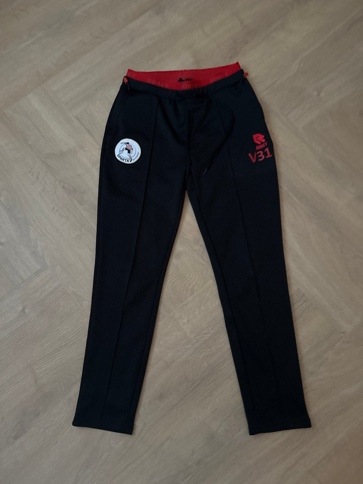 Robey Sparta Rotterdam Trainingsbroek Maat S, Sport en Fitness, Voetbal, Maat S, Ophalen of Verzenden, Zo goed als nieuw, Broek