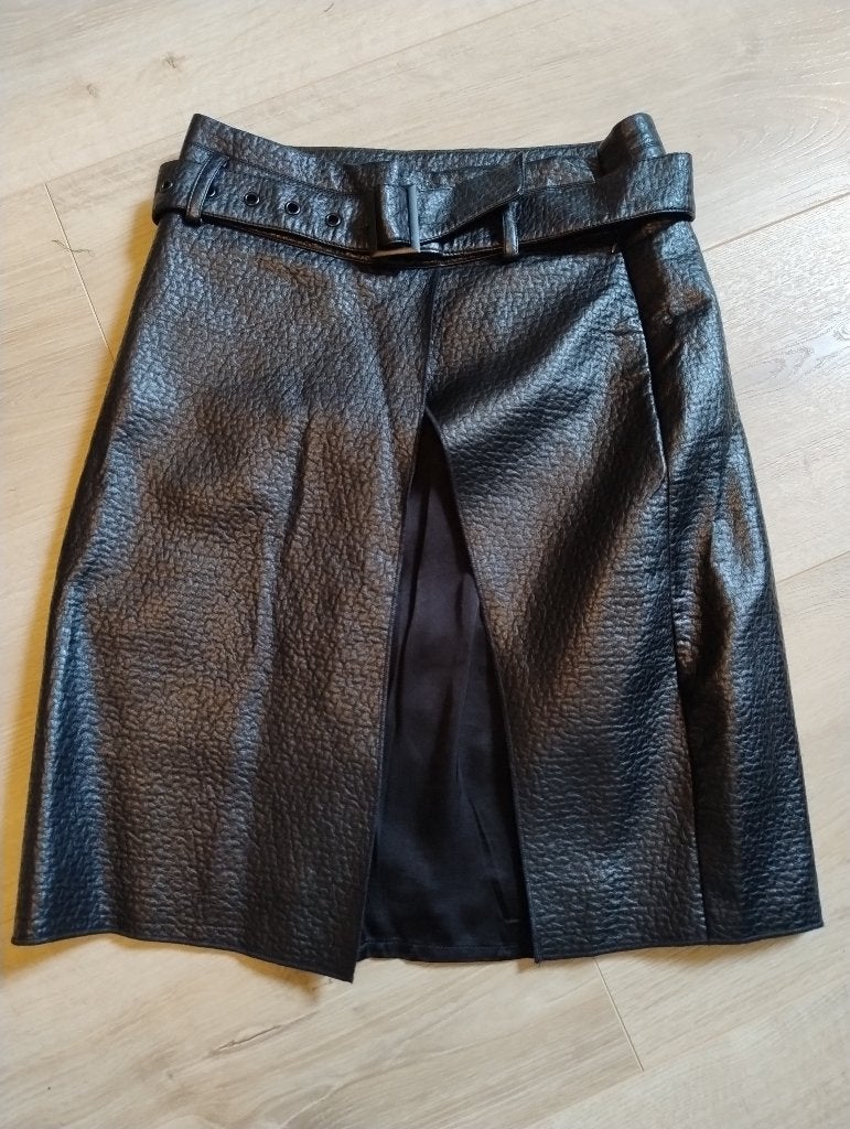 Ongedragen rok Nu fake leather 36, Zwart, Nieuw, Maat 36 (S), Boven de knie