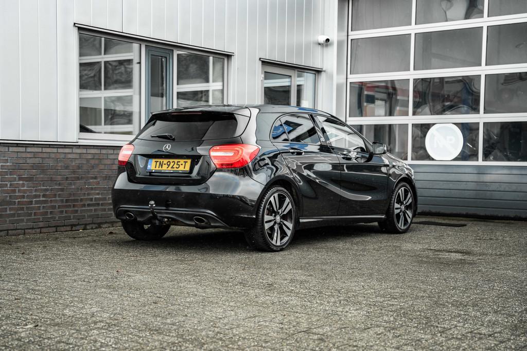 Mercedes-Benz A-Klasse 200 Prestige (bj 2014, automaat), Gebruikt, Leder en Stof, Zwart, 1595 cc