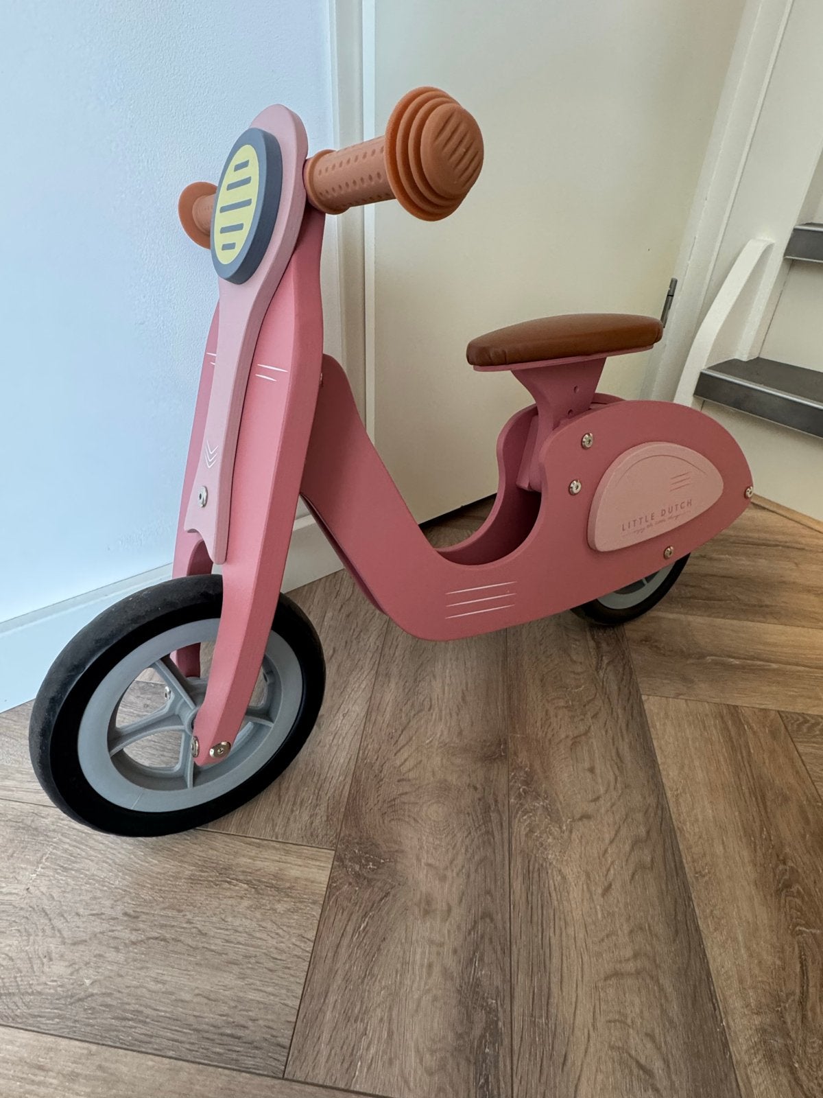Little Dutch Roze Loopscooter - Zo goed als nieuw, Ophalen, Zo goed als nieuw, Loopfiets