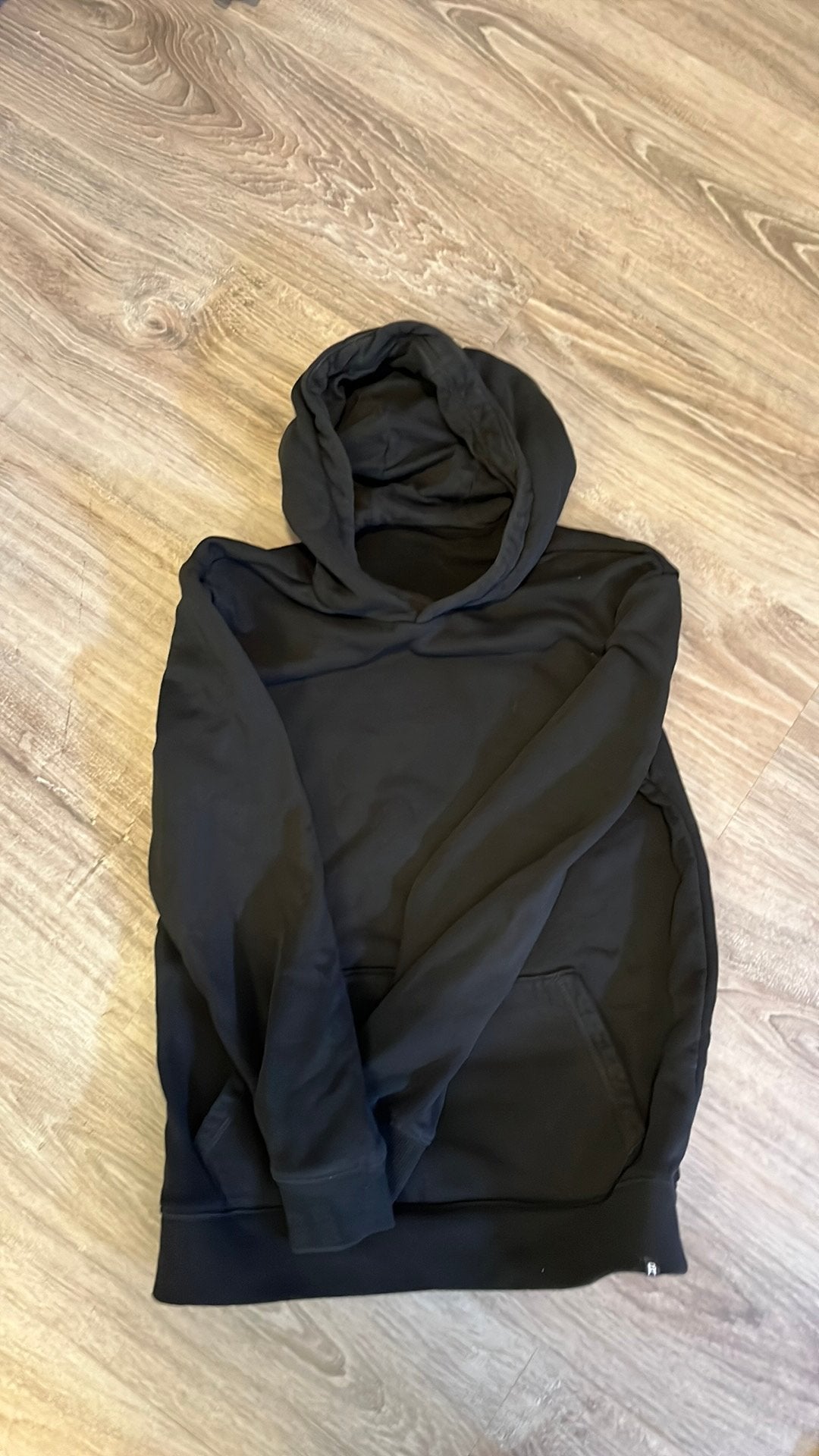 Zwarte hoodie maat 146, Ophalen of Verzenden, Zo goed als nieuw, Jongen, Trui of Vest