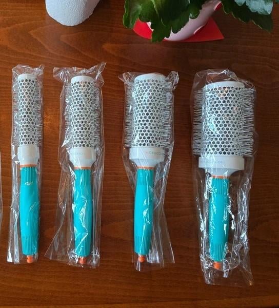Moroccanoil Hairstyling hittebestendige borstels.Los tekoop!, Ophalen of Verzenden, Nieuw, Kam of Borstel