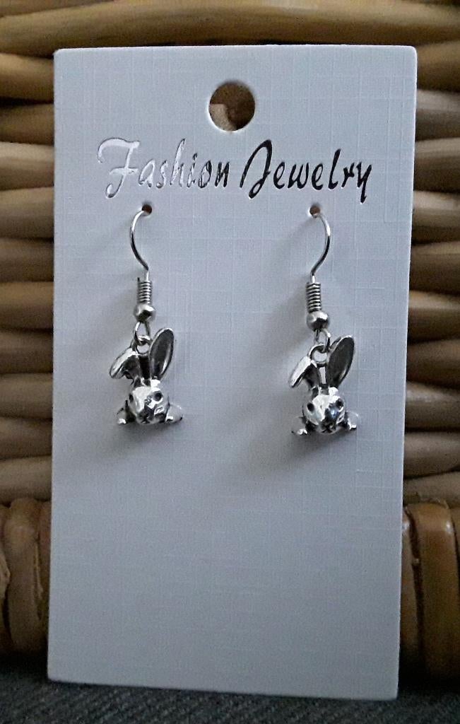 Oorbellen konijn - rabbit - haasje - alice in wonderland - h, Sieraden, Tassen en Uiterlijk, Overige materialen, Hangers, Nieuw