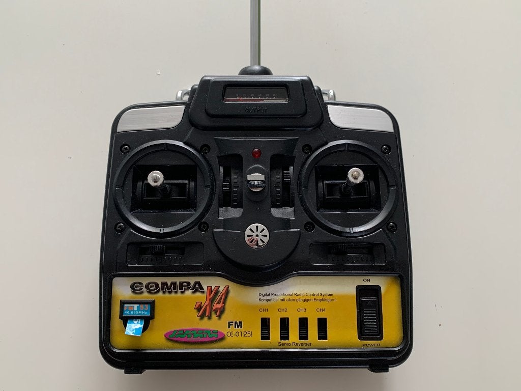 Compa X4 40.695mhz zender voor onderdelen rc helicopter, Ophalen of Verzenden, Gebruikt