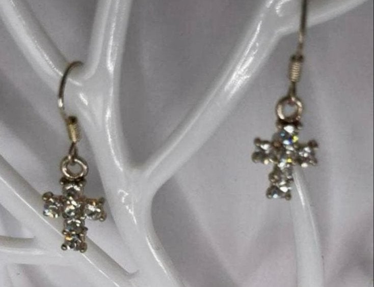Goudkleurige Kruis Oorbellen met Strass Steentjes, Overige materialen, Hangers, Nieuw, Ophalen of Verzenden