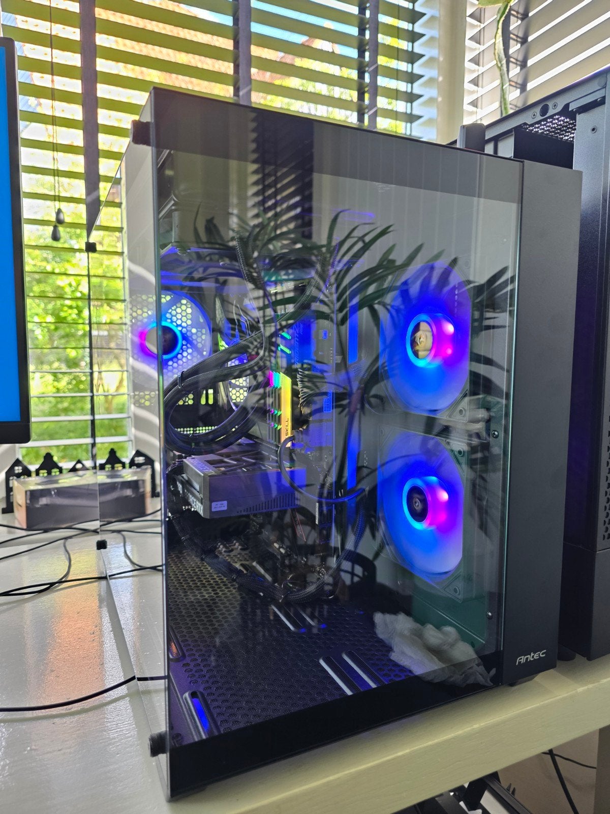 Krachtige Gaming PC: AMD Ryzen 7 5800X3D, RTX 5060, 32GB RAM, Computers en Software, 32 GB, Ophalen of Verzenden, Zo goed als nieuw